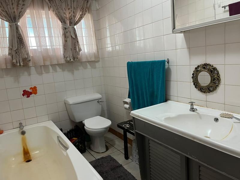 6 Bedroom Property for Sale in Koster North West
